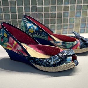 Poetic License Charmed Life Wedge in size 10